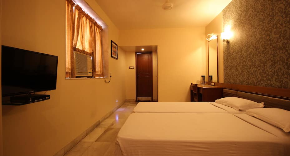 Hotel Ashray International, Mumbai 5